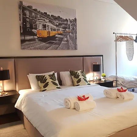 里斯本菲奈斯泰8号楼公寓